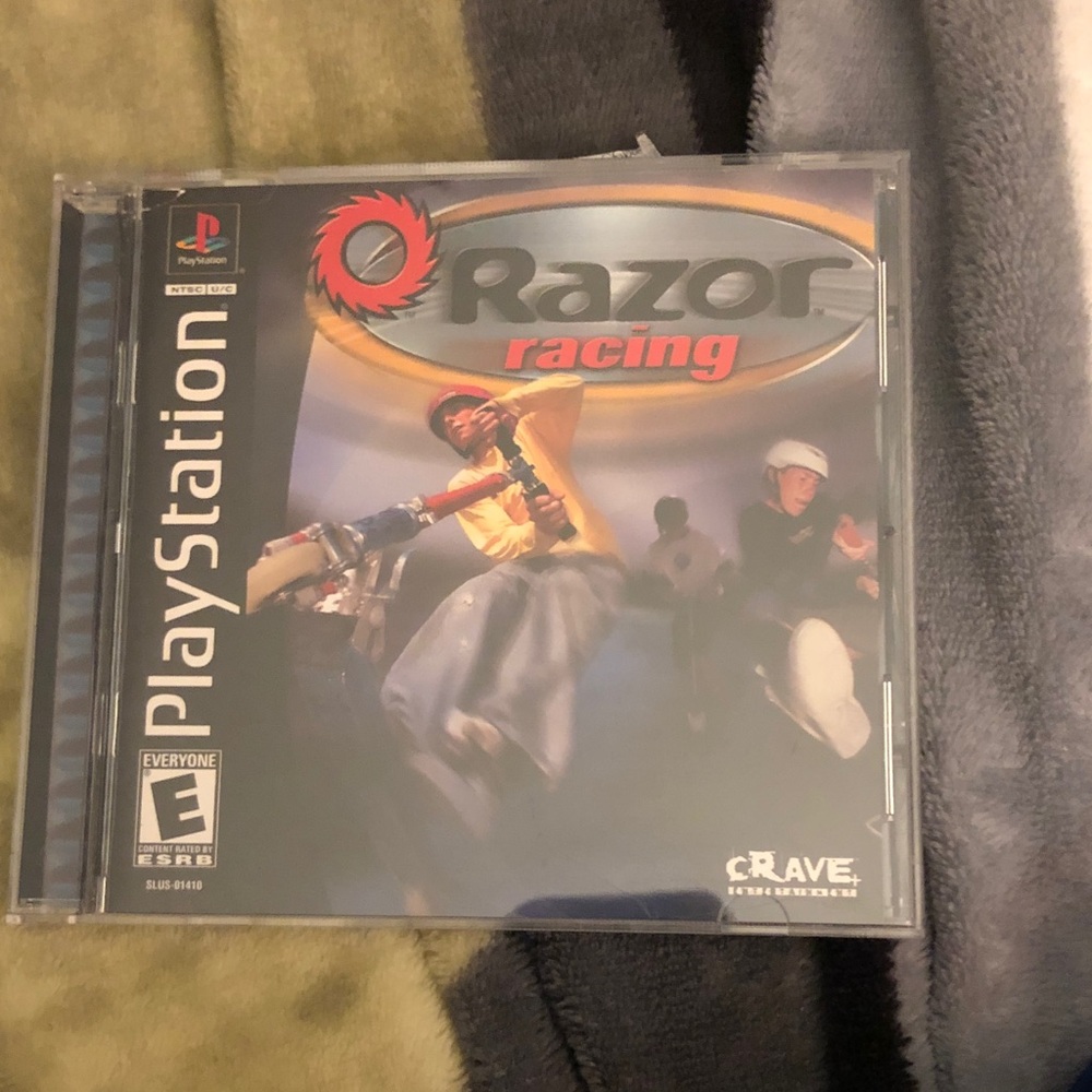 Rave Black Video Game Razor Racing